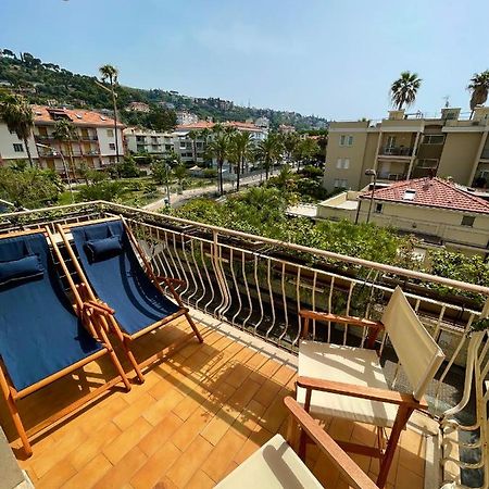 Апартаменты Casa Vacanze Il Veliero Бордигера Экстерьер фото